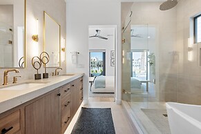 Modern Lagoon 7 Bedroom Home