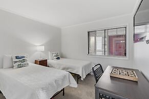Tilghman Beach & Racquet #229 3 Bedroom Condo by RedAwning