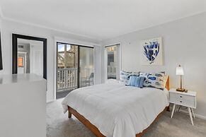 Tilghman Beach & Racquet #229 3 Bedroom Condo by RedAwning