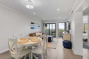 Tilghman Beach & Racquet #229 3 Bedroom Condo by RedAwning