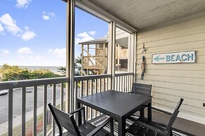 Tilghman Beach & Racquet #229 3 Bedroom Condo by RedAwning