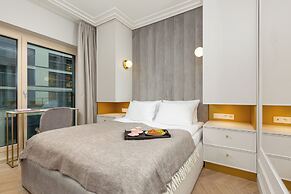 Mennica Morganit by Renters Prestige