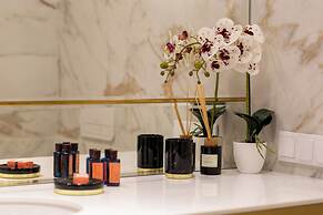 Mennica Morganit by Renters Prestige