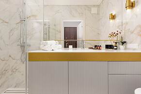 Mennica Morganit by Renters Prestige