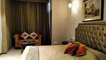 Goroomgo Kasauli Regency Kasauli