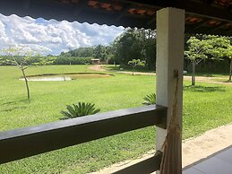Casa de Campo com Piscina e Churrasqueira