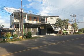 OYO 93900 Guest House Cinta Damai