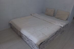 OYO 93900 Guest House Cinta Damai