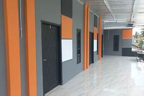 OYO 93900 Guest House Cinta Damai