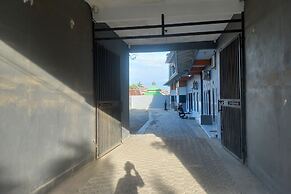 OYO 93900 Guest House Cinta Damai