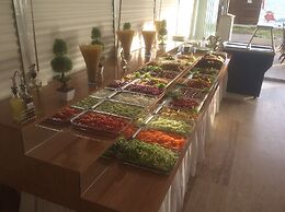 Er-Öz Hotel & Restaurant