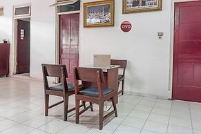 OYO 93902 Guest House Pahlawan Syariah