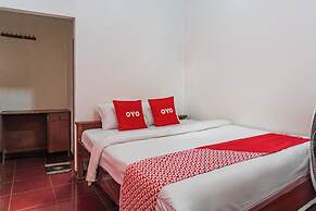 OYO 93902 Guest House Pahlawan Syariah
