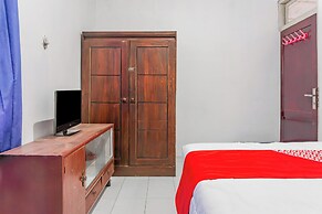 OYO 93902 Guest House Pahlawan Syariah