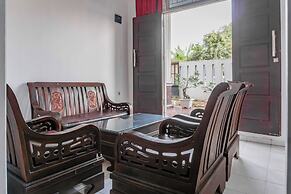 OYO 93902 Guest House Pahlawan Syariah