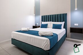 HOTIDAY Room Collection - Napoli Museo Suite