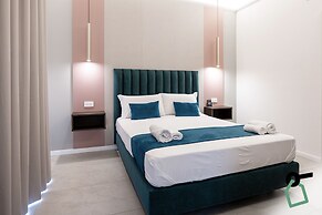 HOTIDAY Room Collection - Napoli Museo Suite