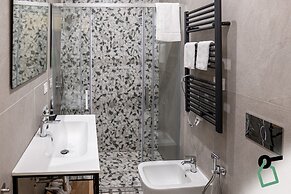 HOTIDAY Room Collection - Napoli Museo Suite