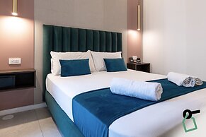 HOTIDAY Room Collection - Napoli Museo Suite