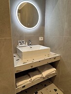 HOTIDAY Room Collection - Napoli Museo Suite