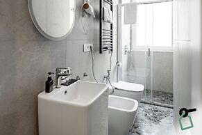 HOTIDAY Room Collection - Napoli Museo Suite