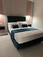 HOTIDAY Room Collection - Napoli Museo Suite