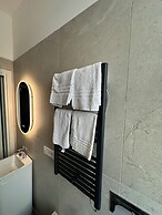 HOTIDAY Room Collection - Napoli Museo Suite