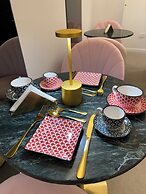 HOTIDAY Room Collection - Napoli Museo Suite