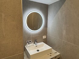 HOTIDAY Room Collection - Napoli Museo Suite