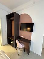 HOTIDAY Room Collection - Napoli Museo Suite