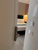 HOTIDAY Room Collection - Napoli Museo Suite