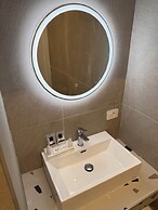 HOTIDAY Room Collection - Napoli Museo Suite