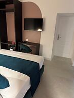 HOTIDAY Room Collection - Napoli Museo Suite