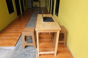 SPOT ON 93908 Angel Guest House