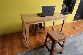 SPOT ON 93908 Angel Guest House