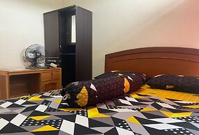 SPOT ON 93957 Henny Kost