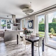 F Tale Country House