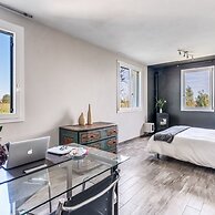 F Tale Country House