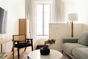 Maison Place Jacques-Cartier by Luxury In Transit