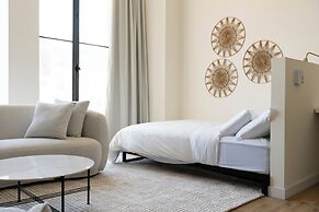 Maison Place Jacques-Cartier by Luxury In Transit