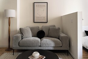 Maison Place Jacques-Cartier by Luxury In Transit