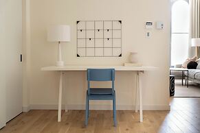 Maison Place Jacques-Cartier by Luxury In Transit