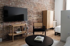 Maison Place Jacques-Cartier by Luxury In Transit