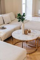 Old Town Oasis - LoftAffair