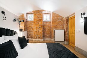 Old Town Oasis - LoftAffair