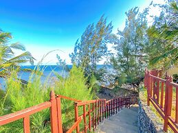 Sea Breeze Beachfront Apartments