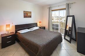 Beautiful 2-bed Apartment in Albufeira