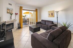 Beautiful 2-bed Apartment in Albufeira