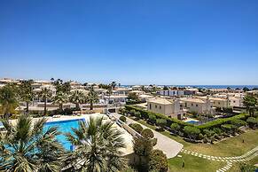Beautiful 2-bed Apartment in Albufeira