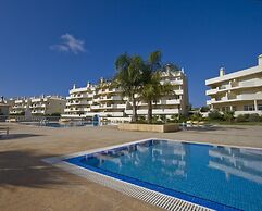 Beautiful 2-bed Apartment in Albufeira